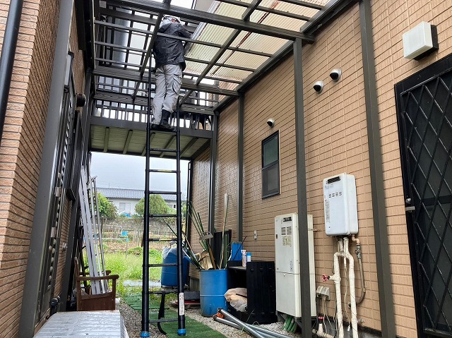 甲州市　屋根カバー工法